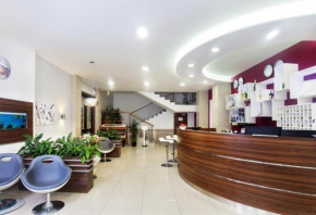 Гостиница Arkada Hotel  Бучовице